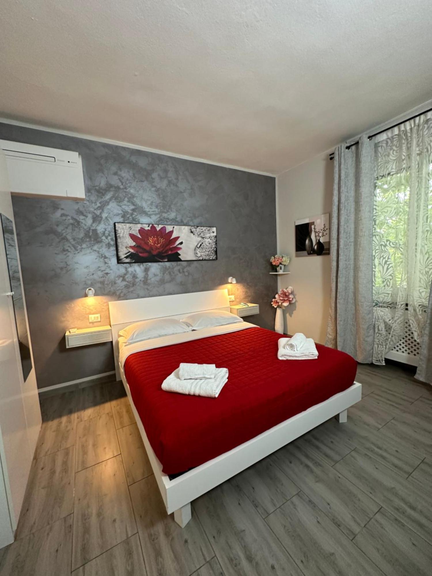 베로나 Locazione Turistica Girasole B&B 외부 사진